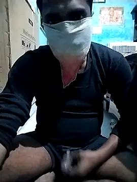 sanjusonk2025 online show from February 15, 2026, 7:32 pm