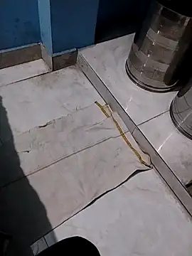 sanjusonk2025 online show from February 17, 2026, 11:11 pm