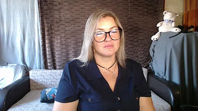 NikaSkylink online show from September 9, 2025, 5:29 am