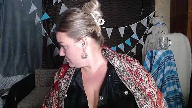 NikaSkylink online show from October 2, 2025, 6:59 pm