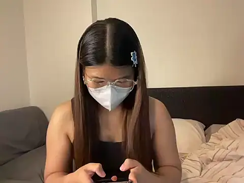 sweetguay9871 online show from March 8, 2026, 8:40 am