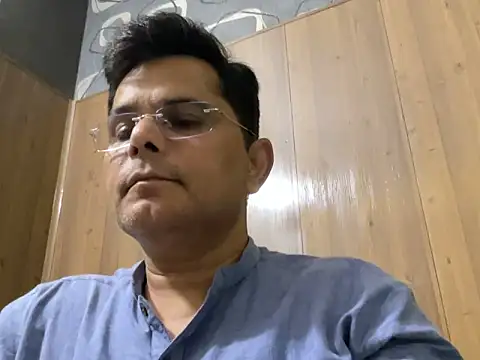 Snapshot of ultimatebooboo chatting on April 19, 2026, 7:18 am ultimatebooboo online show from April 19, 2026, 7:18 am