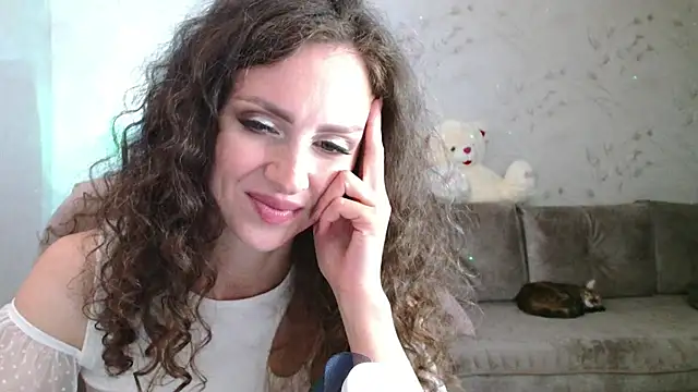 Amber Carrol online show from April 30, 2026, 8:57 pm