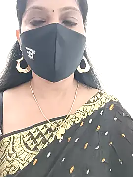 shivani27 online show from September 21, 2025, 3:35 pm