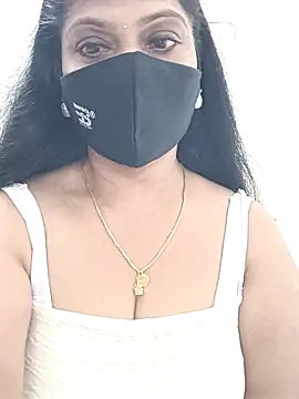 shivani27 online show from February 16, 2026, 5:42 pm