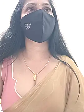 shivani27 online show from July 22, 2026, 8:50 am