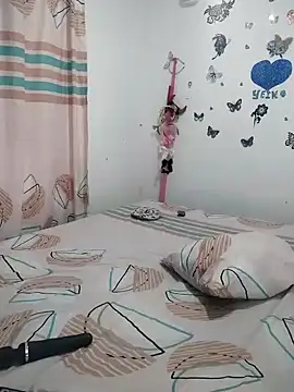 AntonelaMorriz online show from February 4, 2026, 7:58 am