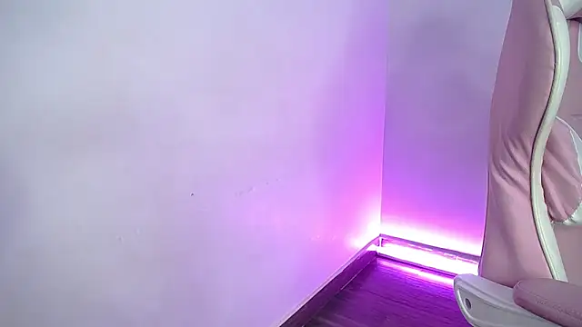 Snapshot of Stepha_babe chatting on September 16, 2025, 4:30 pm Stepha babe online show from September 16, 2025, 4:30 pm