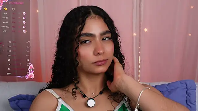 Victoria Curly online show from September 29, 2025, 11:53 pm