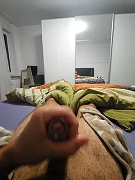 Snapshot of Bog_dan123 chatting on October 3, 2025, 8:39 pm Bog dan123 online show from October 3, 2025, 8:39 pm