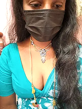 Snapshot of sana-99 chatting on October 29, 2025, 3:20 am sana-99 online show from October 29, 2025, 3:20 am