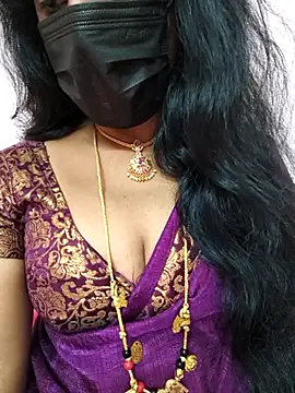 Snapshot of sana-99 chatting on November 18, 2025, 4:11 pm sana-99 online show from November 18, 2025, 4:11 pm