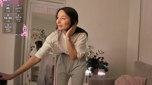 Lillie Miller online show from February 3, 2026, 2:53 am