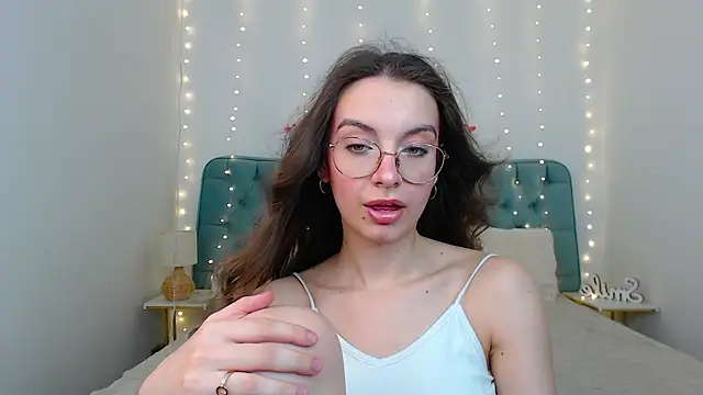 Real cutie1 online show from February 12, 2026, 2:12 pm