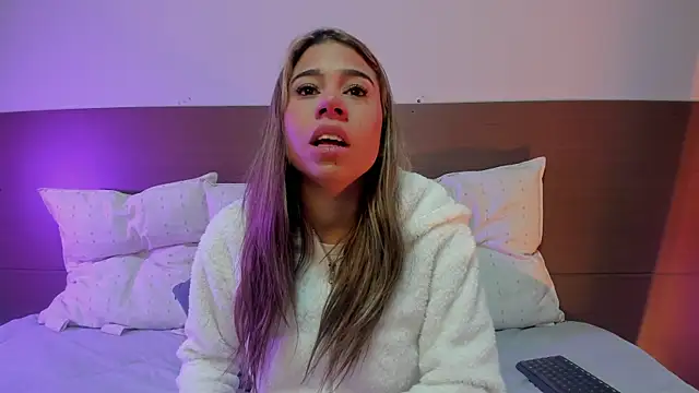 Snapshot of Rachell_criss chatting on June 11, 2026, 4:43 am Rachell criss online show from June 11, 2026, 4:43 am