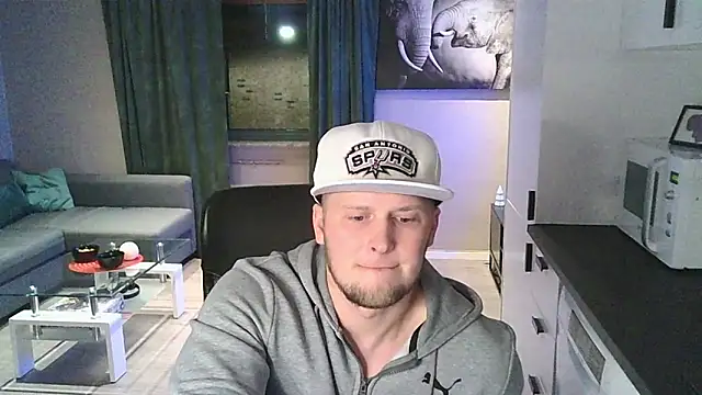 Dartanjanas13 online show from February 7, 2026, 7:39 pm