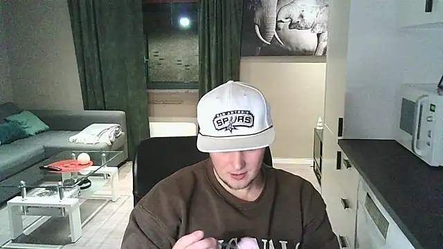 Dartanjanas13 online show from February 8, 2026, 7:17 pm