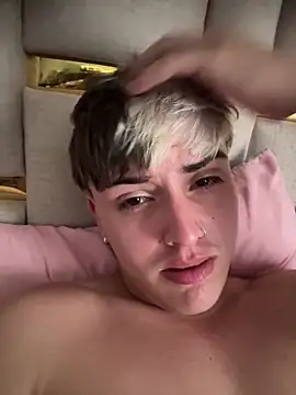 Snapshot of Justin_trevor1 chatting on May 29, 2026, 8:51 pm Justin trevor1 online show from May 29, 2026, 8:51 pm