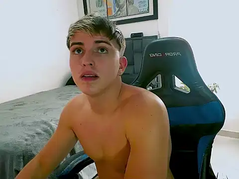 Justin trevor1 online show from July 25, 2026, 8:17 pm