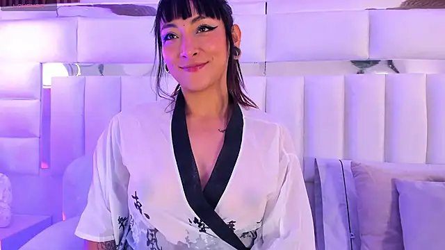 im kasumi online show from October 21, 2025, 1:56 pm