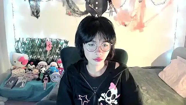 Snapshot of dolliette24 chatting on October 14, 2025, 2:01 am dolliette24 online show from October 14, 2025, 2:01 am