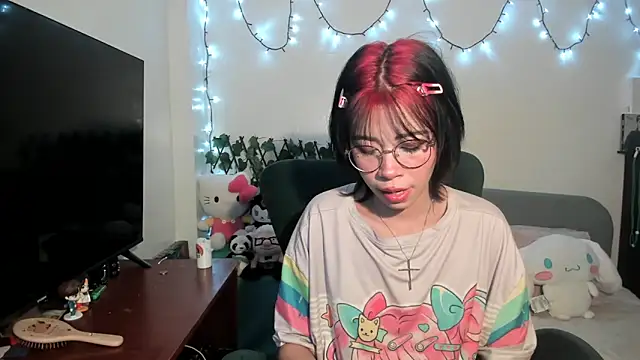 Snapshot of dolliette24 chatting on November 8, 2025, 7:08 am dolliette24 online show from November 8, 2025, 7:08 am