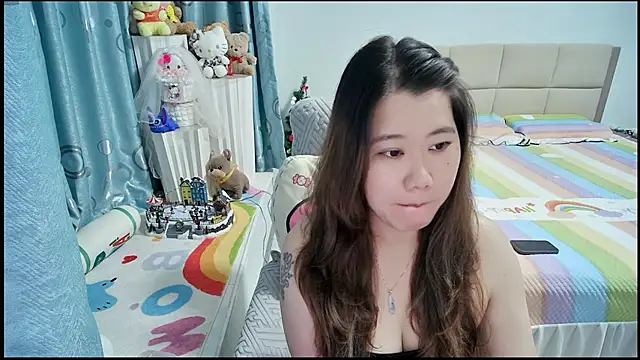 Snapshot of Onlyxixi chatting on July 28, 2026, 12:01 pm Onlyxixi online show from July 28, 2026, 12:01 pm