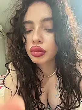 Snapshot of Hannah_xBaby chatting on December 3, 2025, 12:58 pm Hannah xBaby online show from December 3, 2025, 12:58 pm