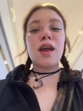Snapshot of lucy-joy chatting on June 29, 2026, 10:15 am lucy-joy online show from June 29, 2026, 10:15 am