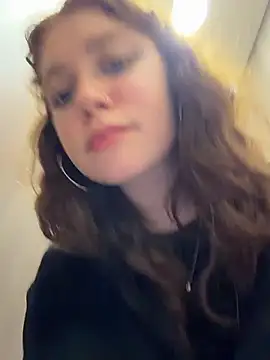 Snapshot of lucy-joy chatting on July 6, 2026, 3:03 pm lucy-joy online show from July 6, 2026, 3:03 pm