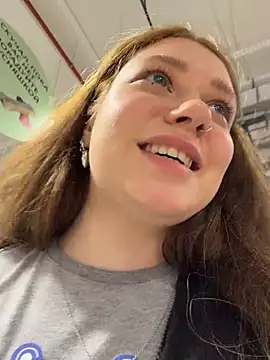 Snapshot of lucy-joy chatting on July 14, 2026, 9:14 am lucy-joy online show from July 14, 2026, 9:14 am