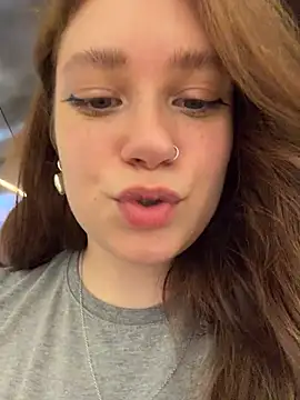 Snapshot of lucy-joy chatting on July 20, 2026, 10:07 am lucy-joy online show from July 20, 2026, 10:07 am