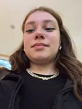 Snapshot of lucy-joy chatting on July 27, 2026, 10:11 am lucy-joy online show from July 27, 2026, 10:11 am