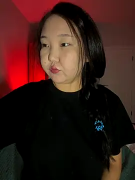 tammy gun online show from October 10, 2025, 5:23 pm