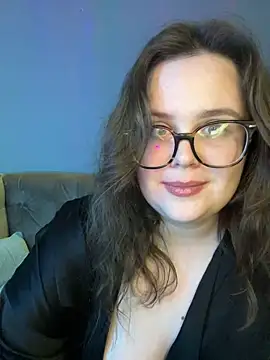 Snapshot of MariaMirabella chatting on April 23, 2026, 10:45 pm MariaMirabella online show from April 23, 2026, 10:45 pm