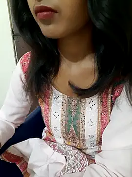 AnkitaDevi online show from April 24, 2026, 3:42 am