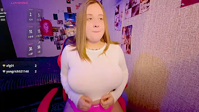 NaomiRey1 online show from July 31, 2026, 6:40 pm