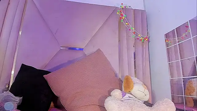 barbieambar online show from June 4, 2026, 6:58 pm