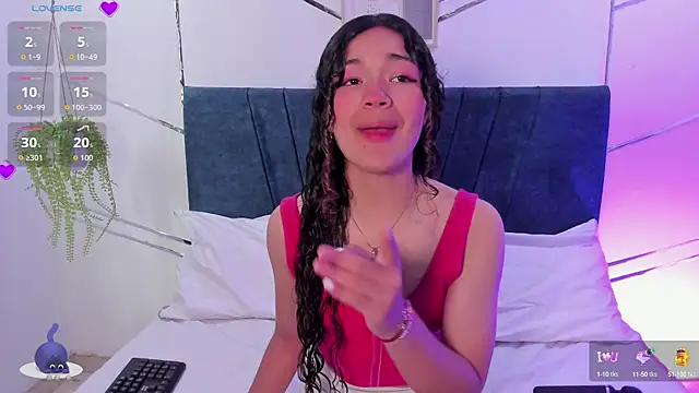 Camilla Miller01 online show from September 16, 2025, 1:23 pm