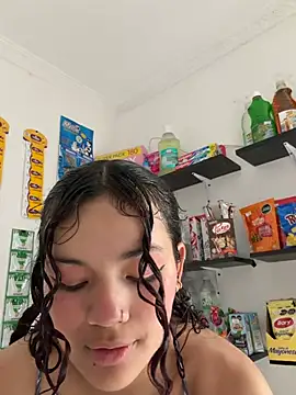 Snapshot of Camilla_Miller01 chatting on June 6, 2026, 1:05 pm Camilla Miller01 online show from June 6, 2026, 1:05 pm