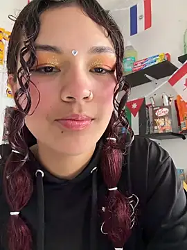 Snapshot of Camilla_Miller01 chatting on June 19, 2026, 1:04 pm Camilla Miller01 online show from June 19, 2026, 1:04 pm