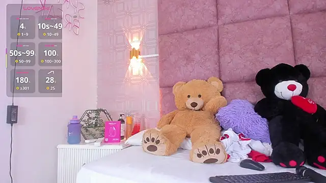 Snapshot of AmyStar1 chatting on July 28, 2026, 9:47 pm AmyStar1 online show from July 28, 2026, 9:47 pm