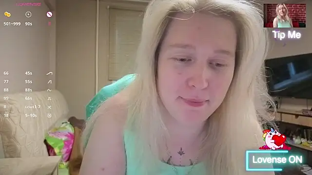 Snapshot of CitrusBlissss chatting on June 14, 2026, 1:02 pm CitrusBlissss online show from June 14, 2026, 1:02 pm