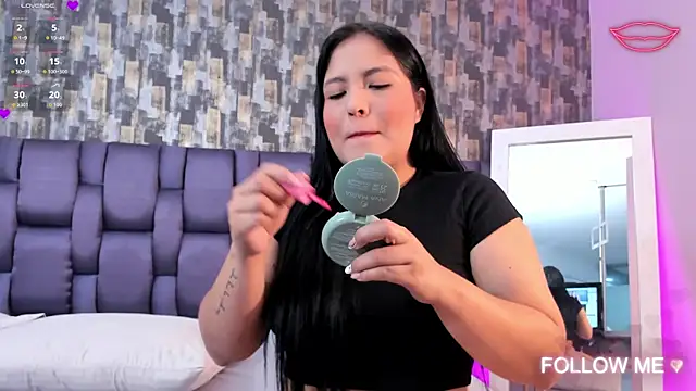 VeraBlazze online show from January 6, 2026, 1:59 pm