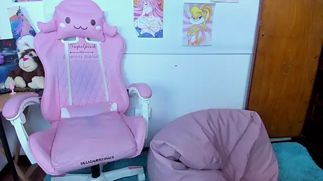 Snapshot of mahina01 chatting on October 11, 2025, 5:00 pm mahina01 online show from October 11, 2025, 5:00 pm