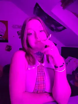 Snapshot of Amatrice_X chatting on June 3, 2026, 8:58 pm Amatrice X online show from June 3, 2026, 8:58 pm