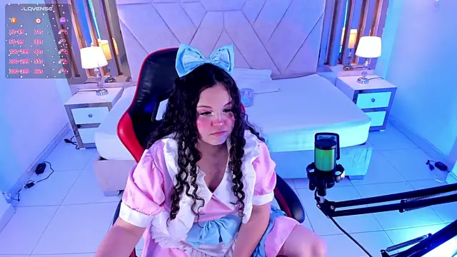 ShylySweet online show from December 5, 2025, 5:16 am