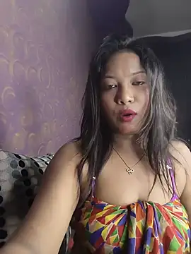 Snapshot of hornyzinia123 chatting on June 19, 2026, 3:22 am hornyzinia123 online show from June 19, 2026, 3:22 am