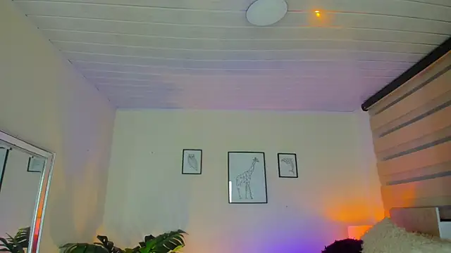 LusyKitty online show from October 3, 2025, 3:09 pm