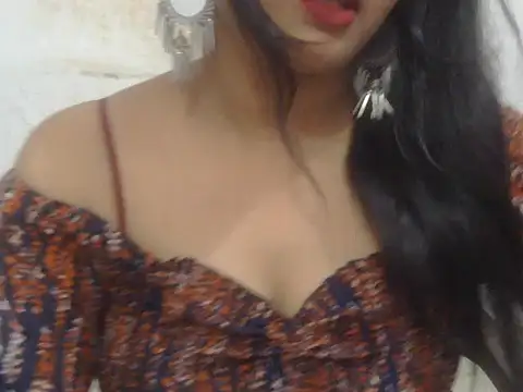 Snapshot of POOJA_199 chatting on June 15, 2026, 7:32 am POOJA 199 online show from June 15, 2026, 7:32 am